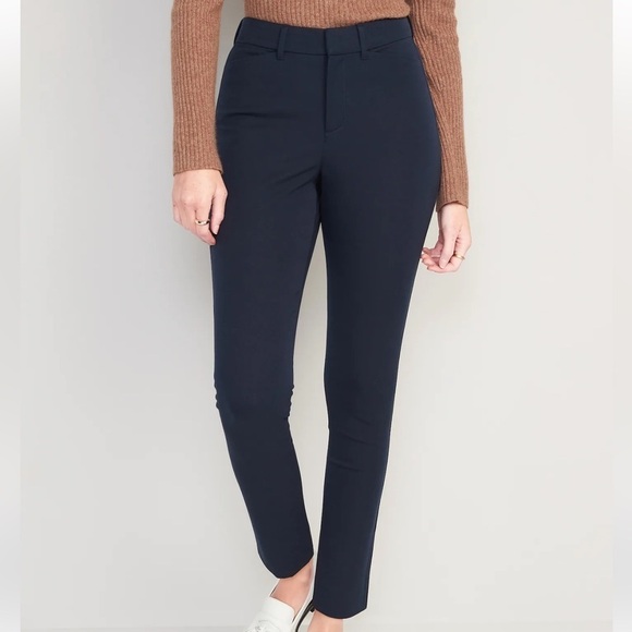 NWT! Curvy Navy High-Waisted Pixie Skinny Ankle Pants - Multiple Sizes🌸 - Picture 1 of 7